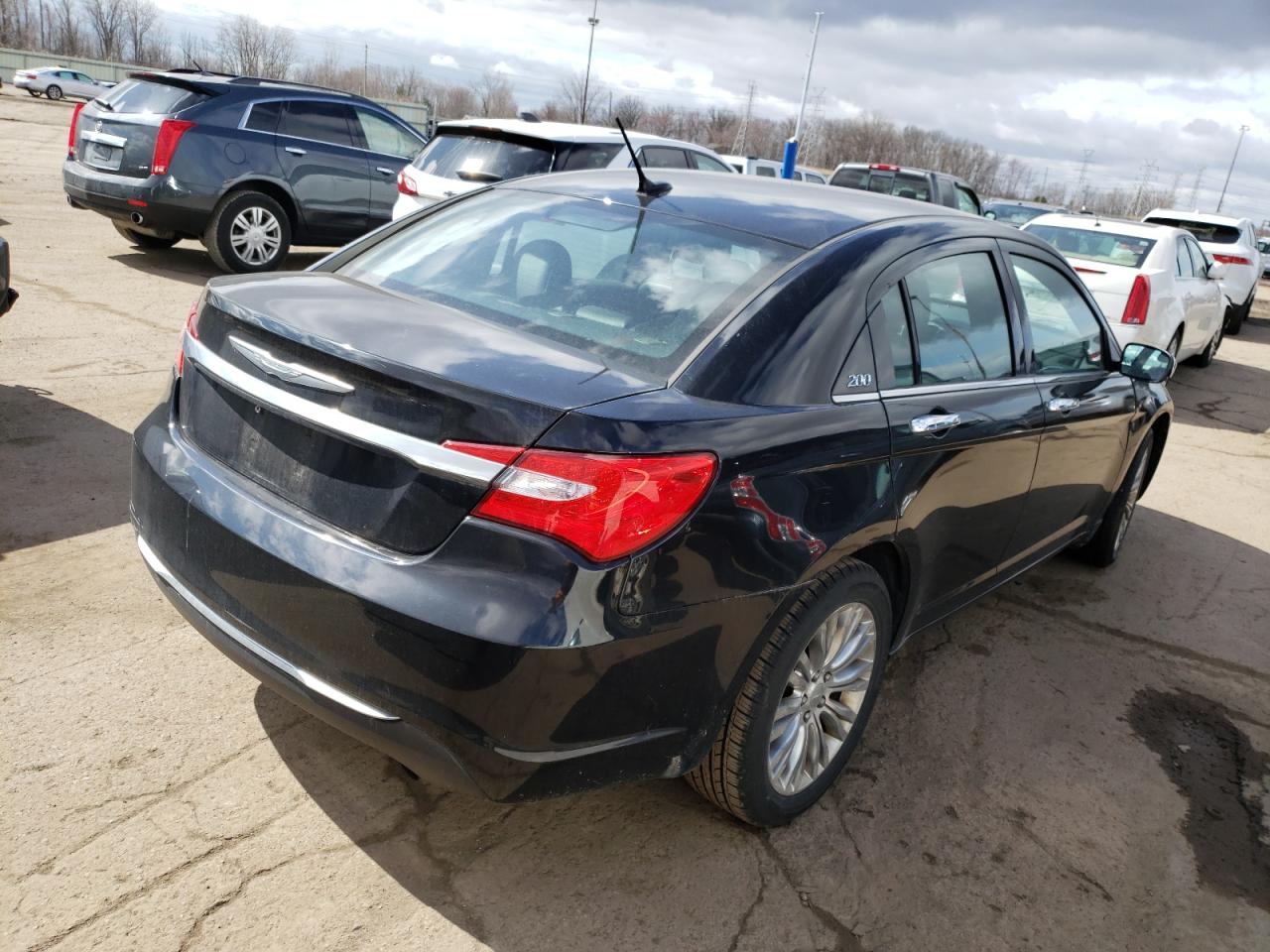 Photo 4 from auction – 2012 CHRYSLER 200 LIMITE with VIN 1C3CCBCB8CN257321