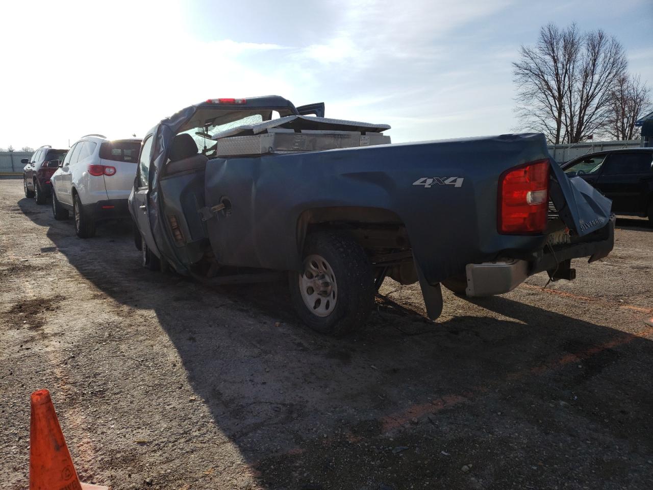 Photo 3 from auction – 2009 CHEVROLET SILVERADO with VIN 1GCEK14C79Z135463