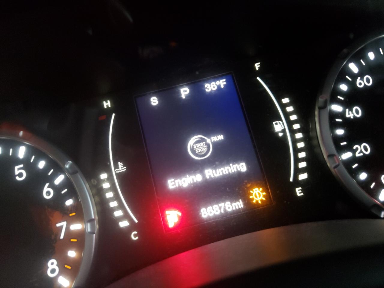 Photo 8 from auction – 2016 JEEP RENEGADE with VIN ZACCJBBT7GPD04041