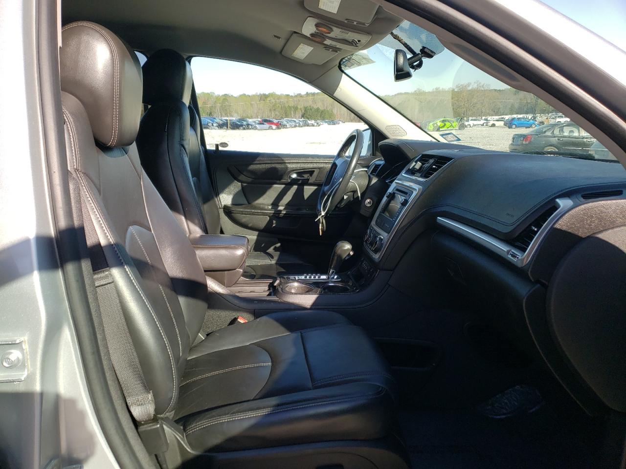Photo 5 from auction – 2013 GMC ACADIA SLT with VIN 1GKKRRKD1DJ180550