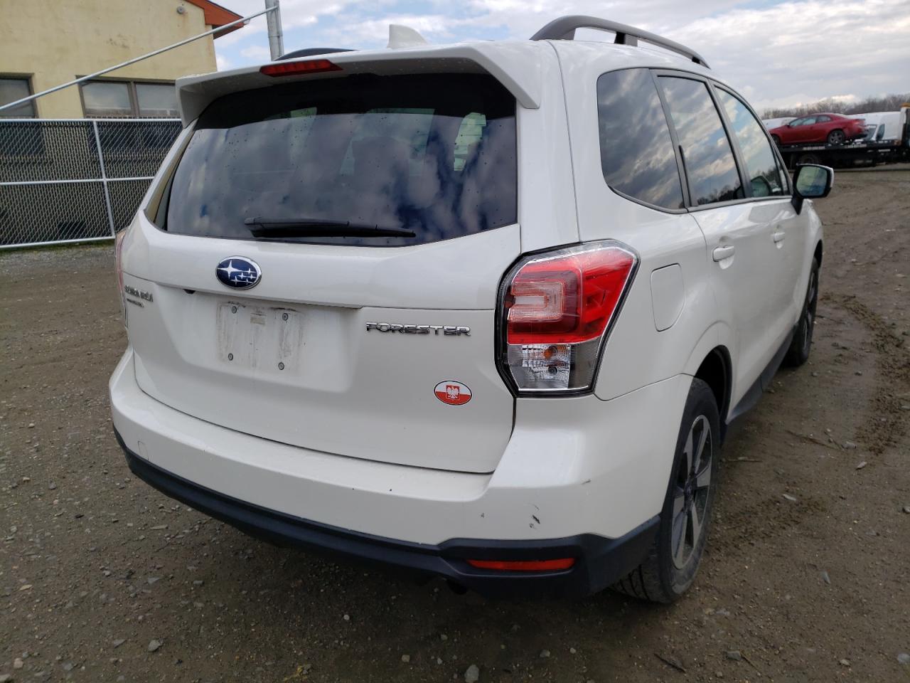 Photo 4 from auction – 2018 SUBARU FORESTER 2 with VIN JF2SJAGC2JH463595