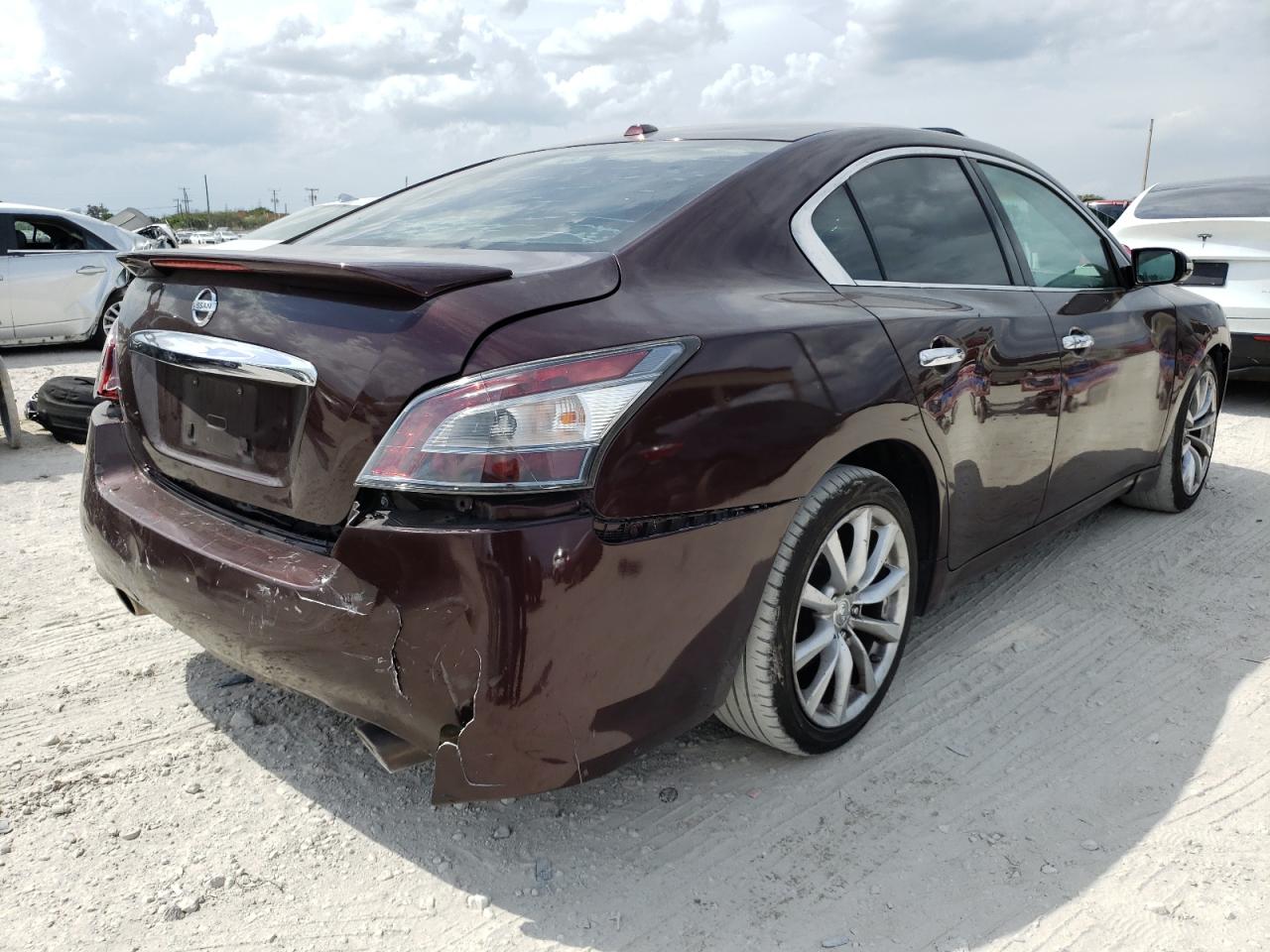Photo 4 from auction – 2014 NISSAN MAXIMA S with VIN 1N4AA5AP0EC467022