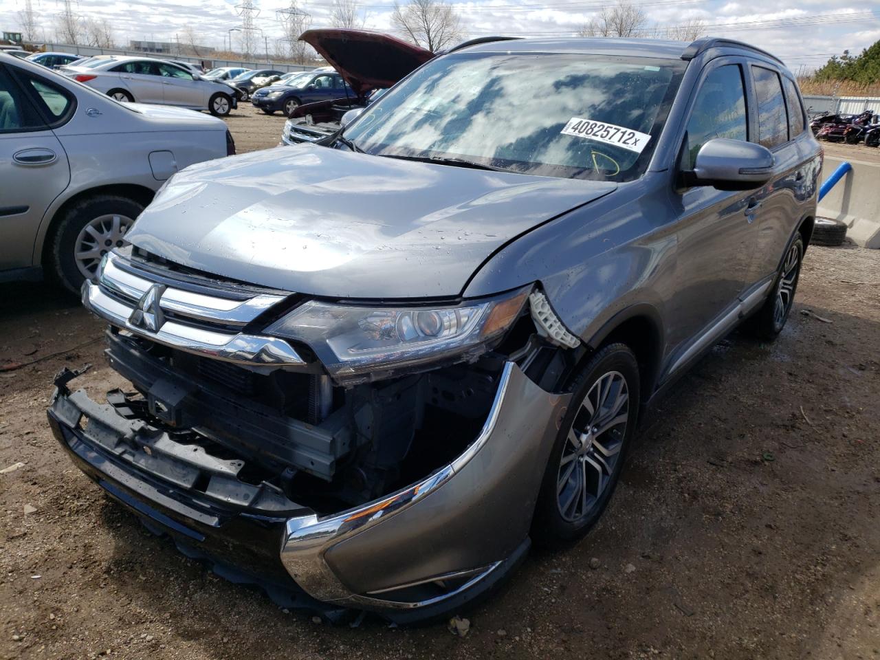 Photo 2 from auction – 2016 MITSUBISHI OUTLANDER with VIN JA4AZ3A30GZ035917