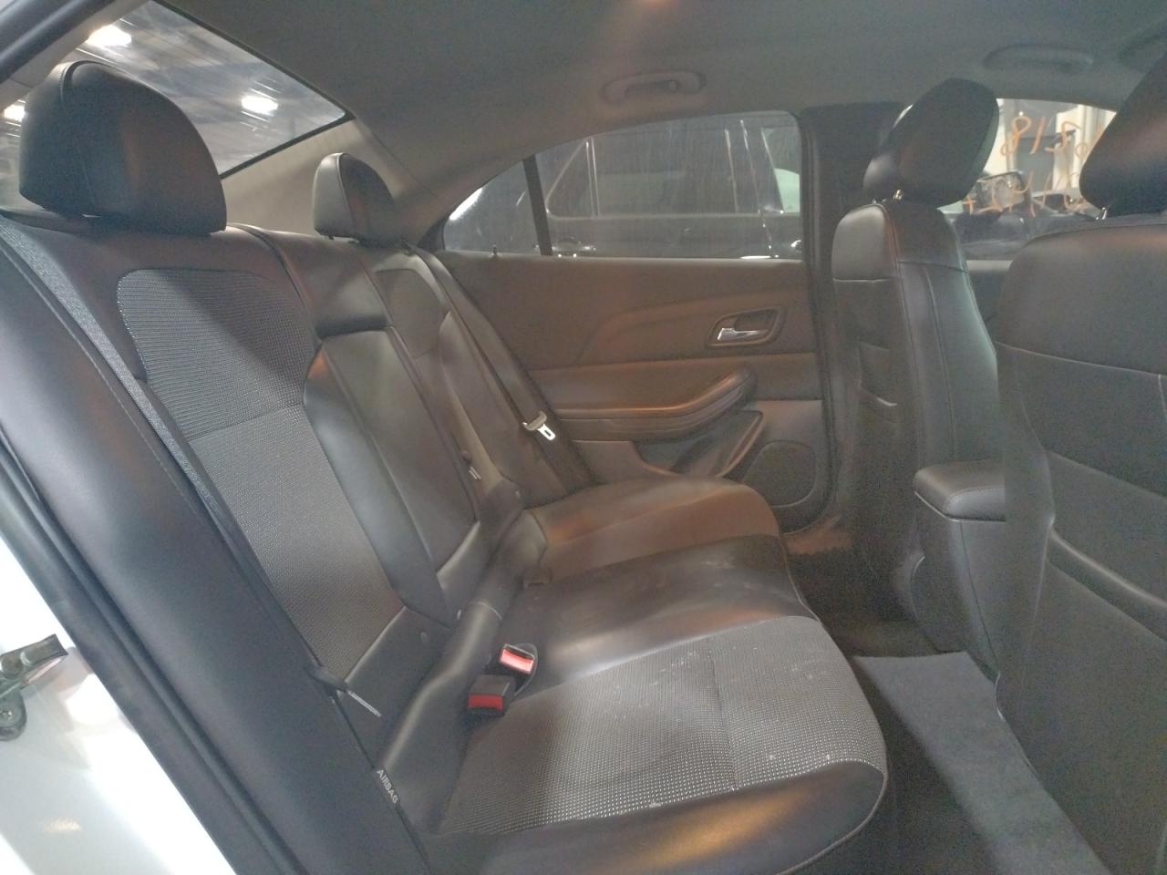 Photo 6 from auction – 2016 CHEVROLET MALIBU LIM with VIN 1G11C5SA5GF136137