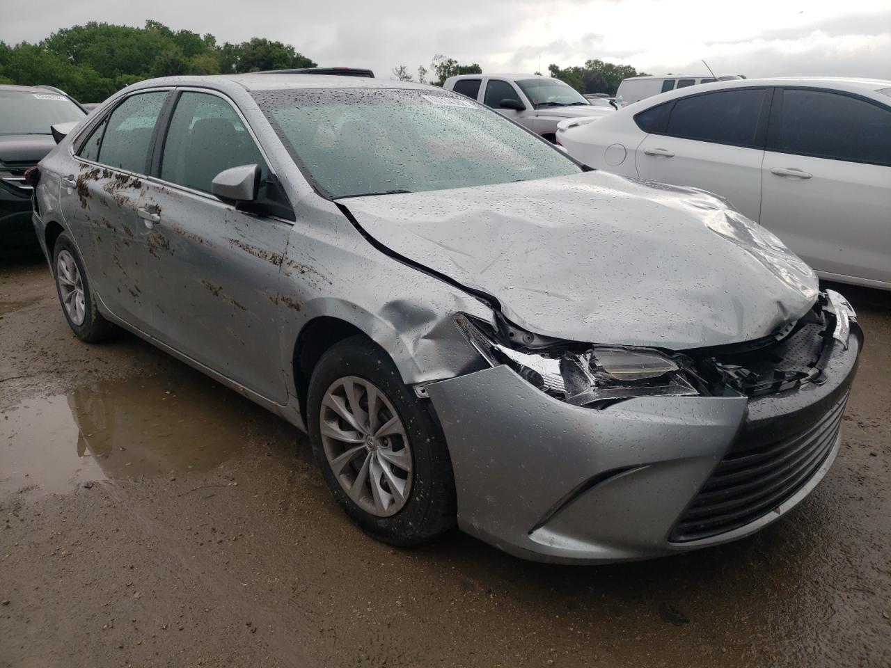 TOYOTA CAMRY LE 2015 with VIN 4T4BF1FK5FR467617 - Photo from auction