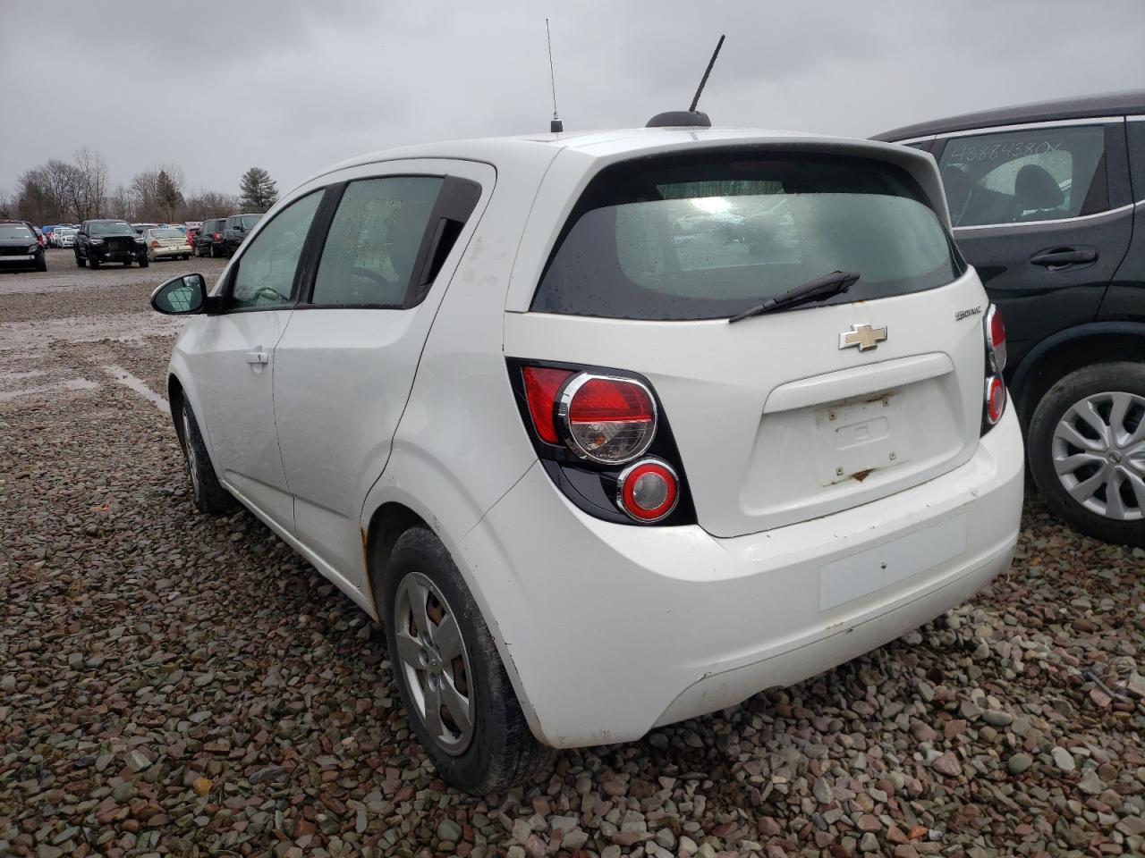 Photo 3 from auction – 2015 CHEVROLET SONIC LS with VIN 1G1JA6SH9F4202627