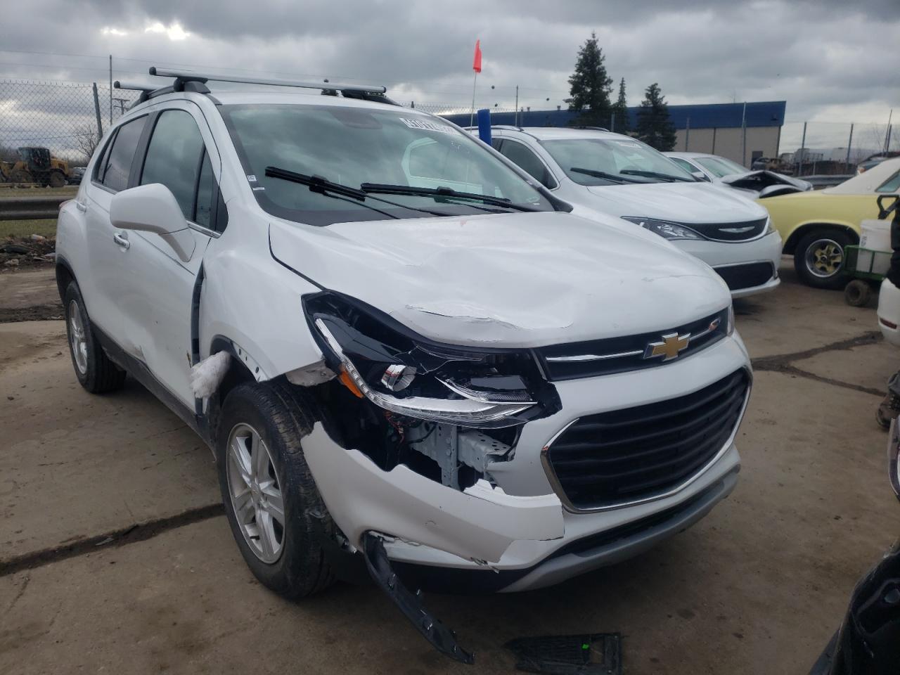 CHEVROLET TRAX 1LT 2019 with VIN KL7CJPSB3KB834236 - Photo from auction