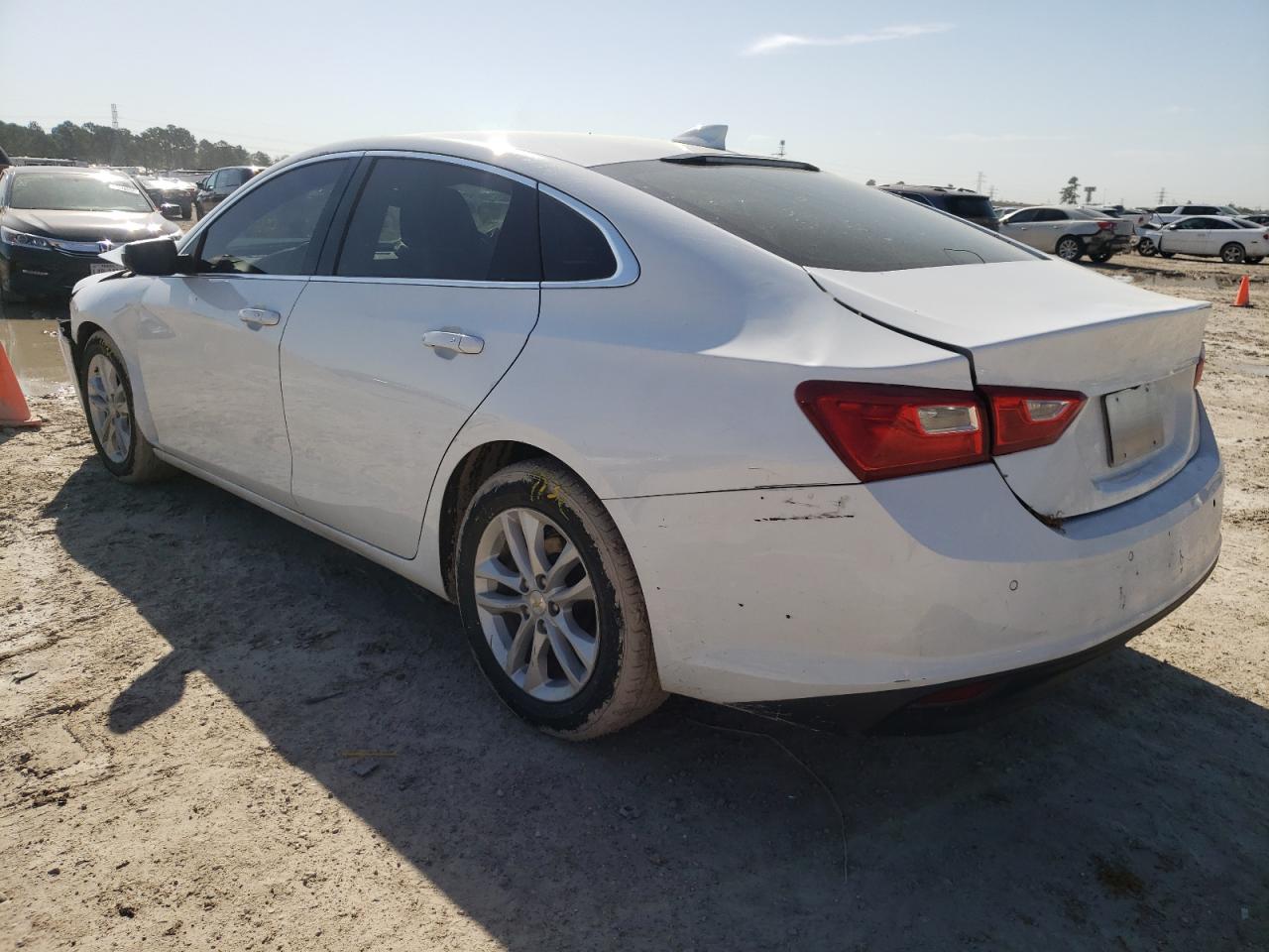 Photo 3 from auction – 2016 CHEVROLET MALIBU LT with VIN 1G1ZE5ST6GF260979