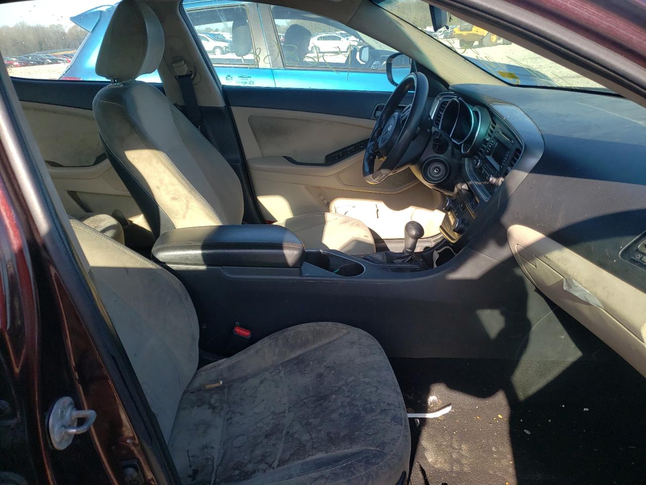 Photo 5 from auction – 2014 KIA OPTIMA LX with VIN 5XXGM4A75EG281160