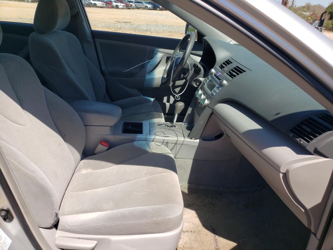 Photo 5 from auction – 2007 TOYOTA CAMRY CE with VIN 4T1BE46K67U167553