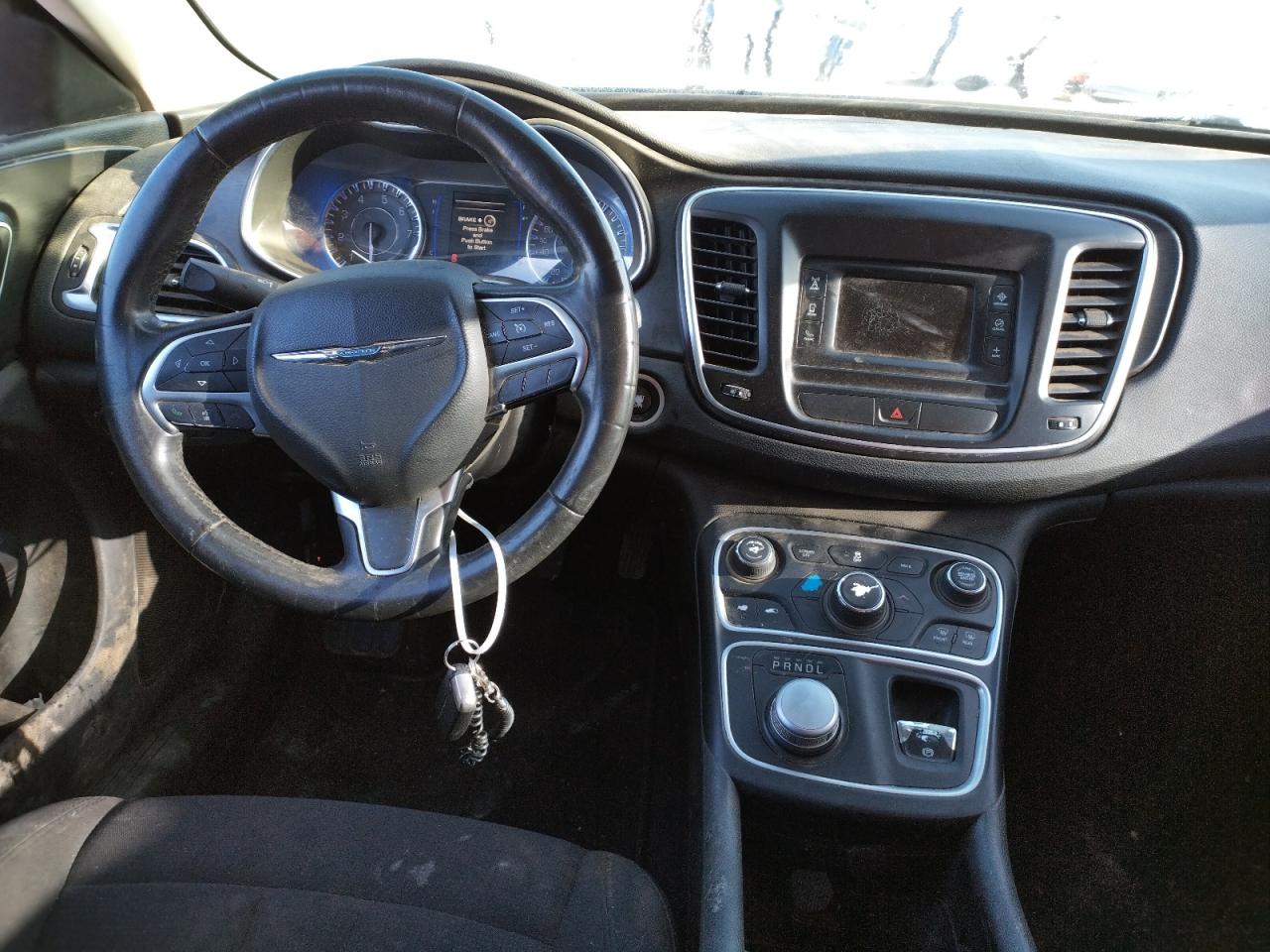 Photo 9 from auction – 2015 CHRYSLER 200 LIMITE with VIN 1C3CCCAB8FN747061