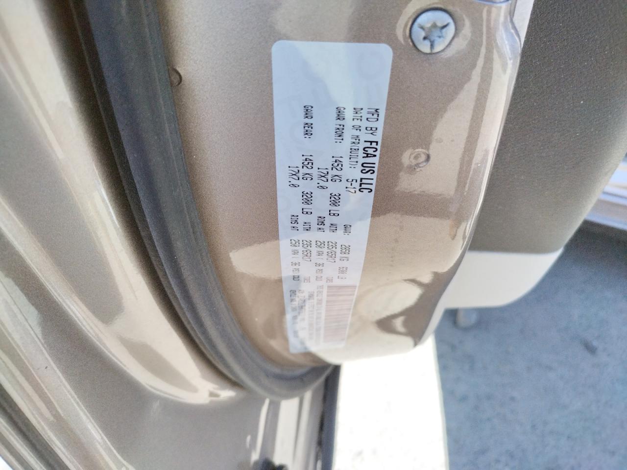 Photo 10 from auction – 2017 CHRYSLER PACIFICA E with VIN 2C4RC1L78HR779131