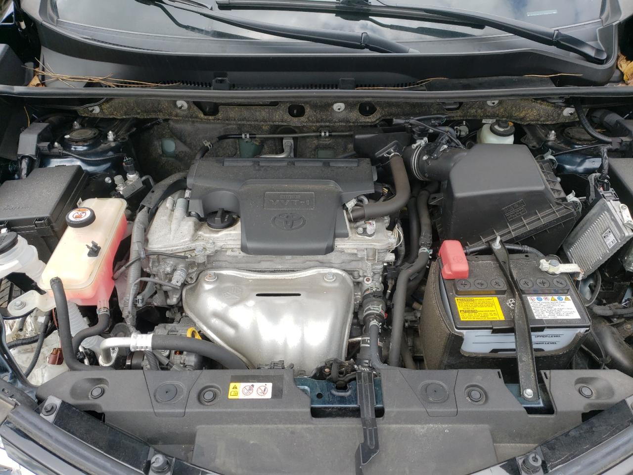 Photo 7 from auction – 2018 TOYOTA RAV4 LE with VIN JTMBFREV0JJ258210