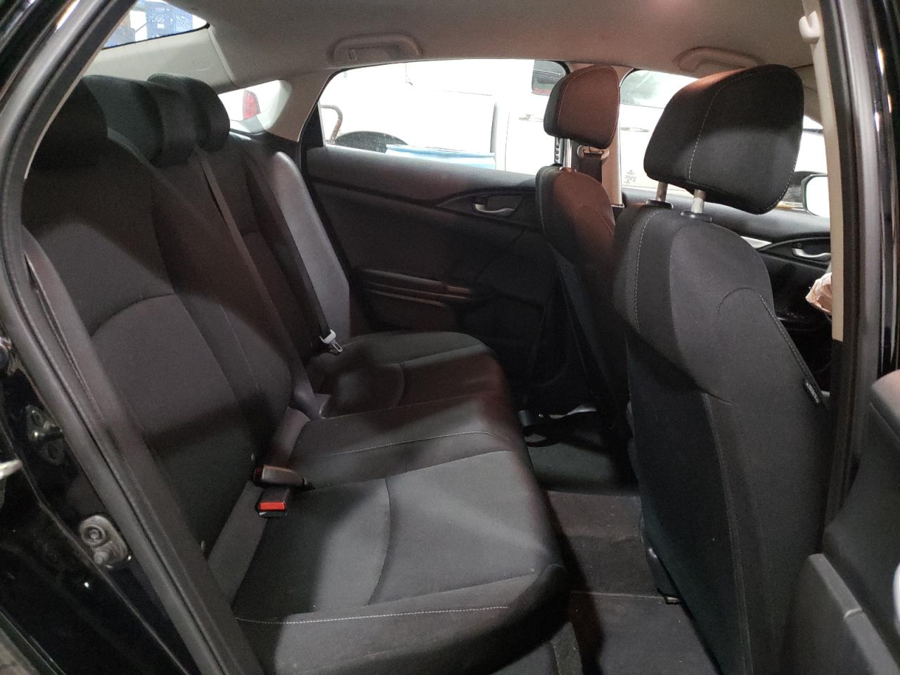 Photo 6 from auction – 2016 HONDA CIVIC LX with VIN 19XFC2F5XGE074320