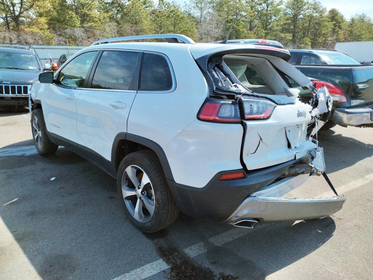 Photo 3 from auction – 2021 JEEP CHEROKEE L with VIN 1C4PJLDX8MD187149