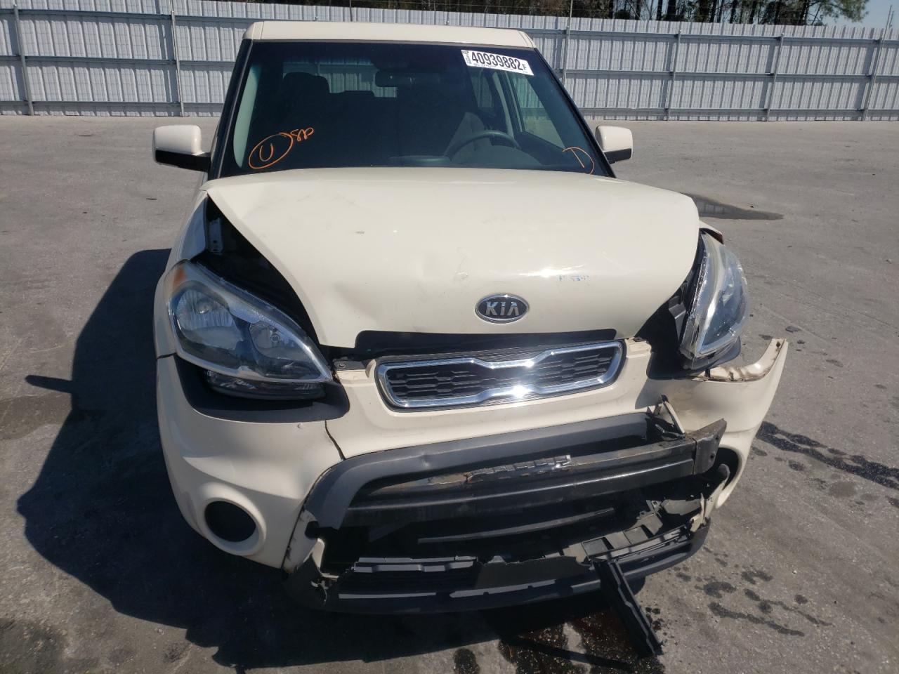 Photo 9 from auction – 2012 KIA SOUL with VIN KNDJT2A58C7405021