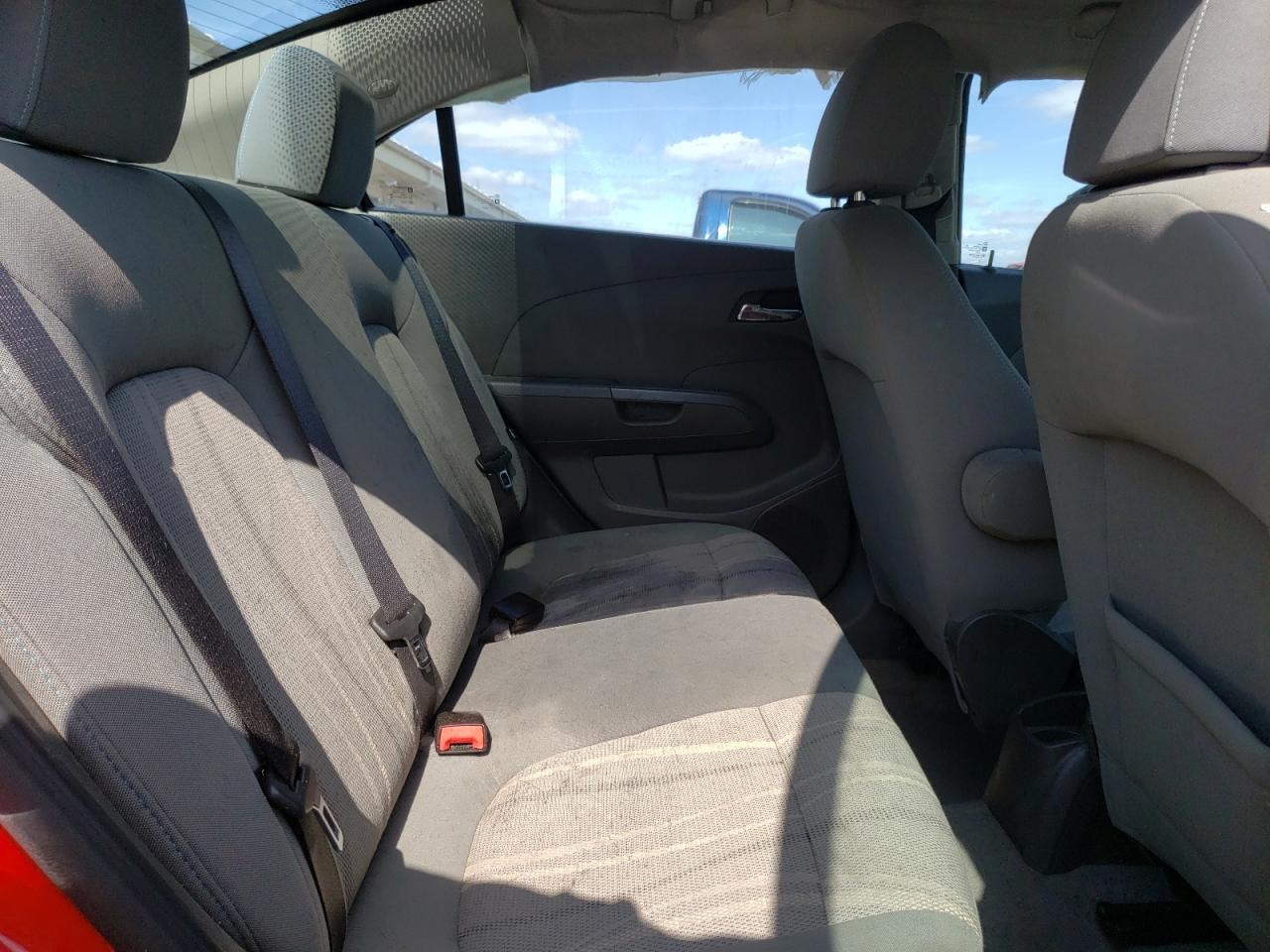 Photo 6 from auction – 2012 CHEVROLET SONIC LT with VIN 1G1JC5SH8C4164873