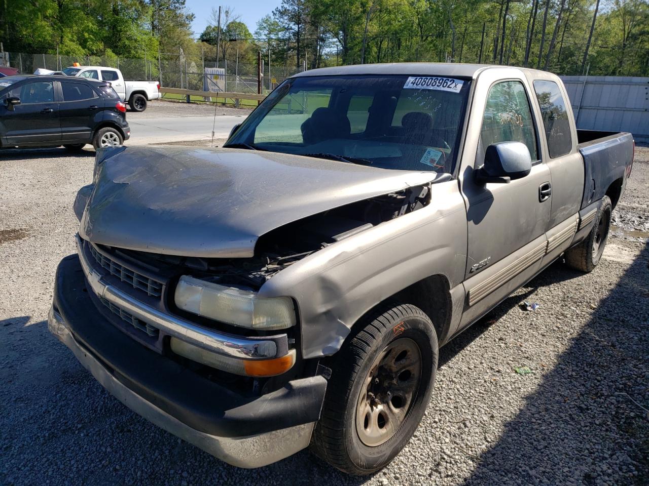 Photo 2 from auction – 2001 CHEVROLET SILVERADO with VIN 2GCEC19V811327723