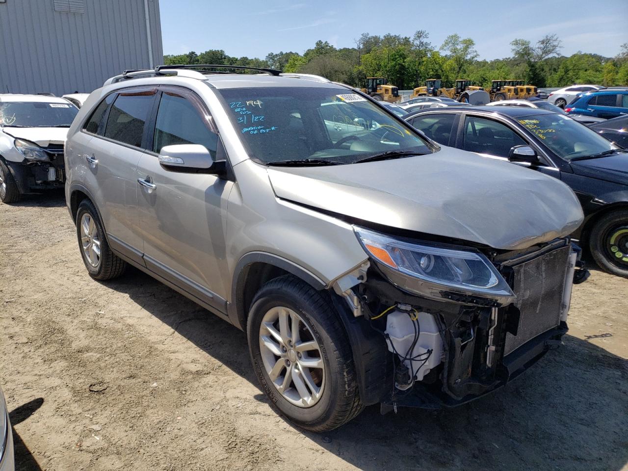 KIA SORENTO LX 2014 with VIN 5XYKT3A68EG441008 - Photo from auction
