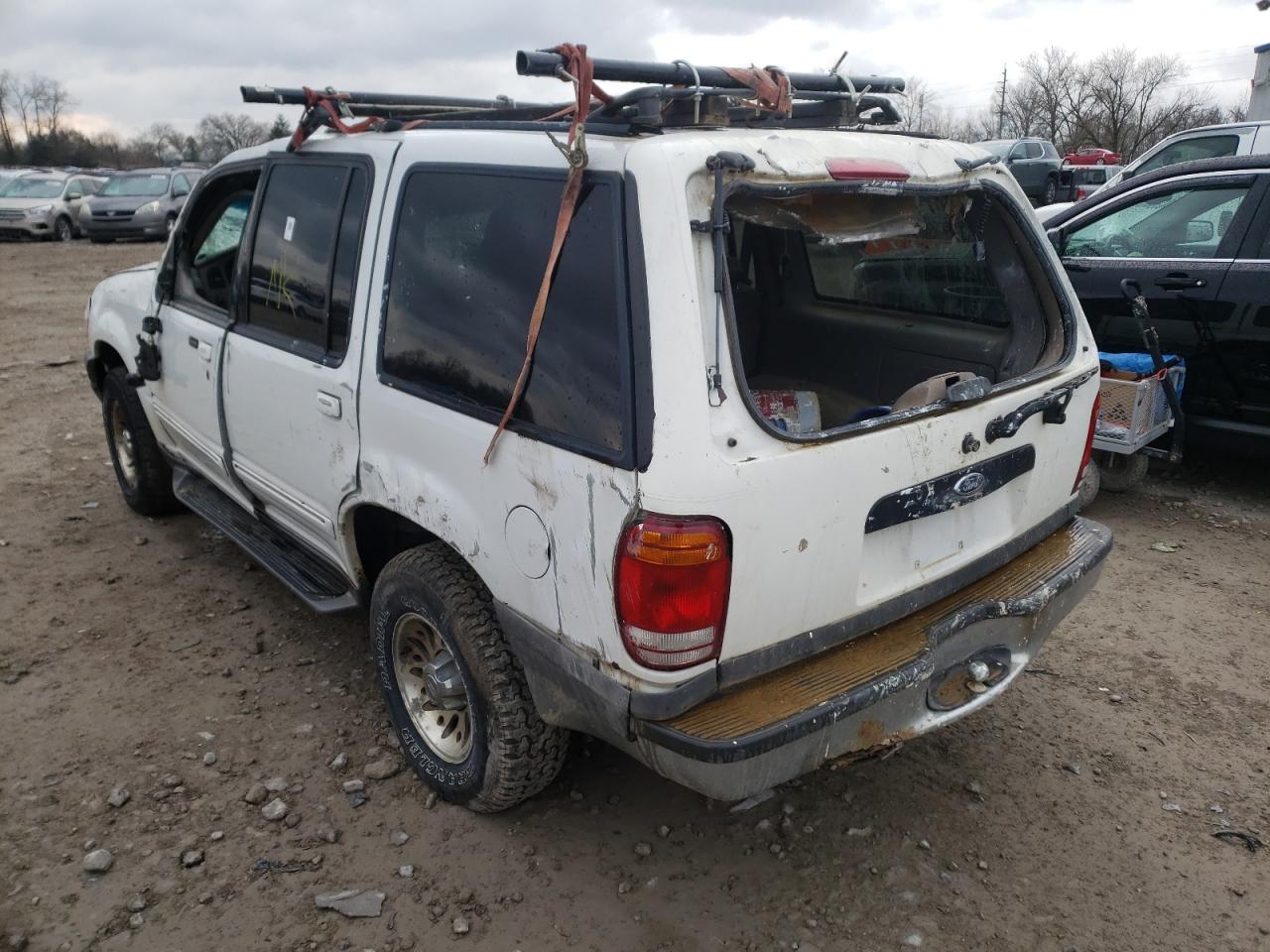 Photo 3 from auction – 2000 FORD EXPLORER X with VIN 1FMZU83P7YZA75266