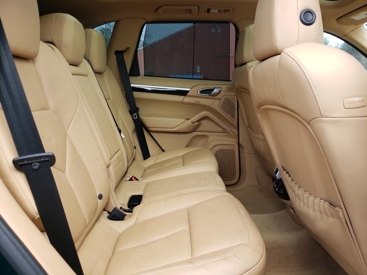 Photo 6 from auction – 2014 PORSCHE CAYENNE with VIN WP1AA2A24ELA06109