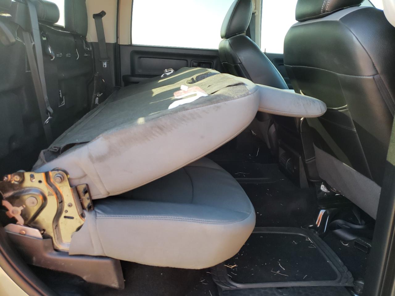 Photo 6 from auction – 2013 RAM 2500 ST with VIN 3C6UR5HL4DG536266