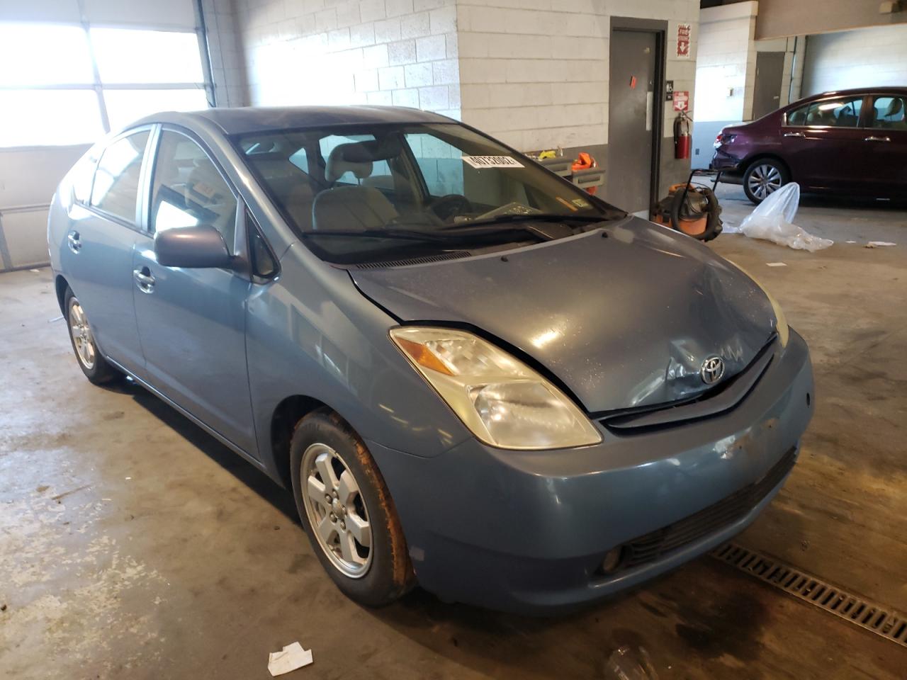 TOYOTA PRIUS 2005 with VIN JTDKB20U853074872 - Photo from auction