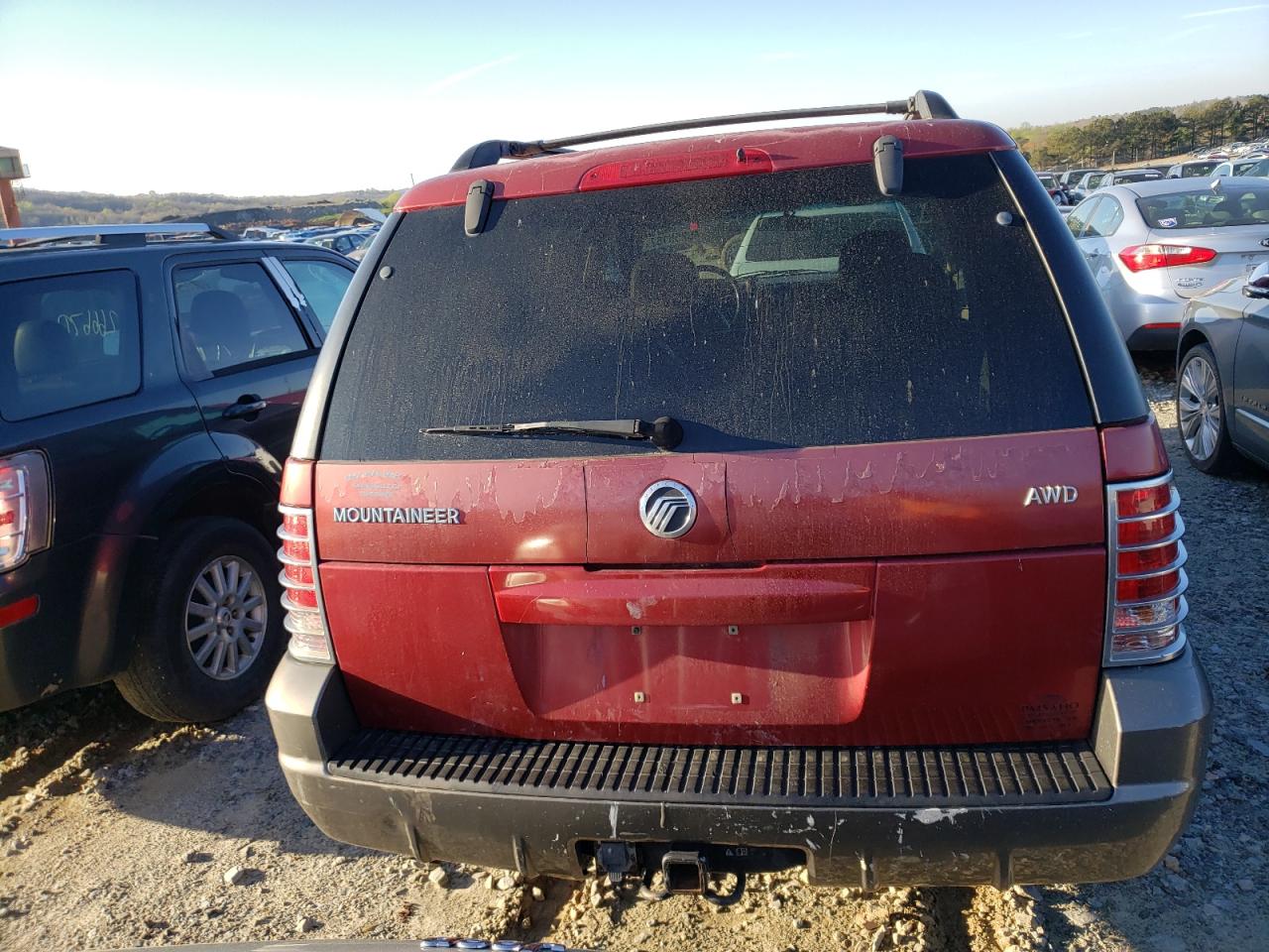 Photo 10 from auction – 2002 MERCURY MOUNTAINEE with VIN 4M2ZU86E02ZJ26414