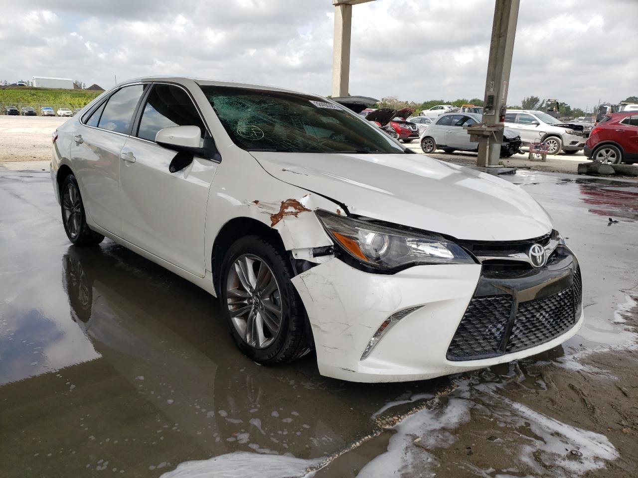 TOYOTA CAMRY LE 2015 with VIN 4T1BF1FK3FU029950 - Photo from auction