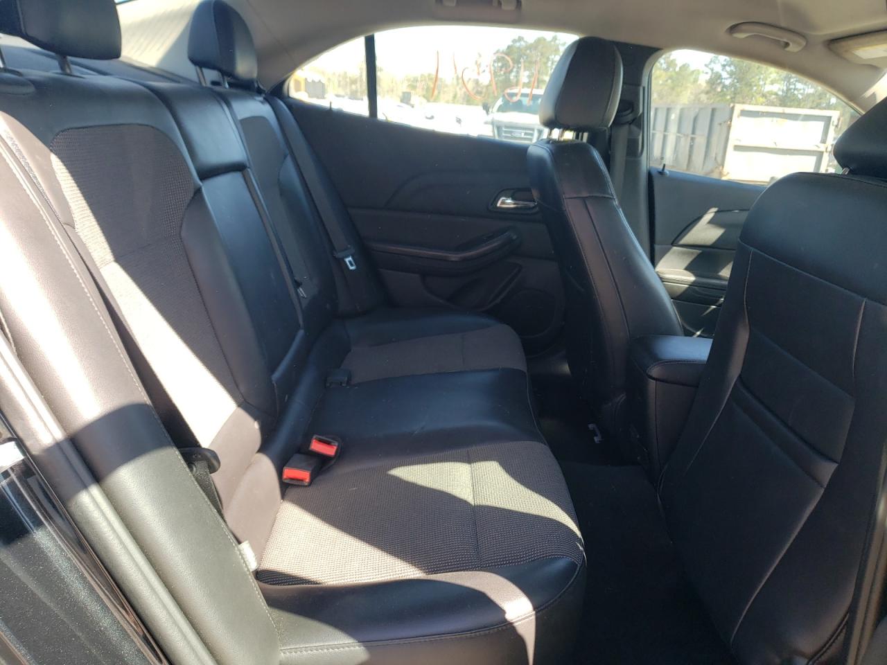 Photo 6 from auction – 2015 CHEVROLET MALIBU 2LT with VIN 1G11D5SL5FF257926