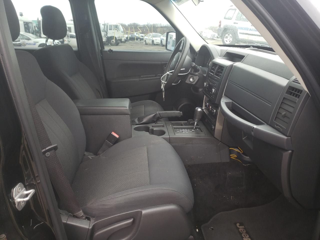 Photo 5 from auction – 2011 JEEP LIBERTY SP with VIN 1J4PN2GKXBW570486