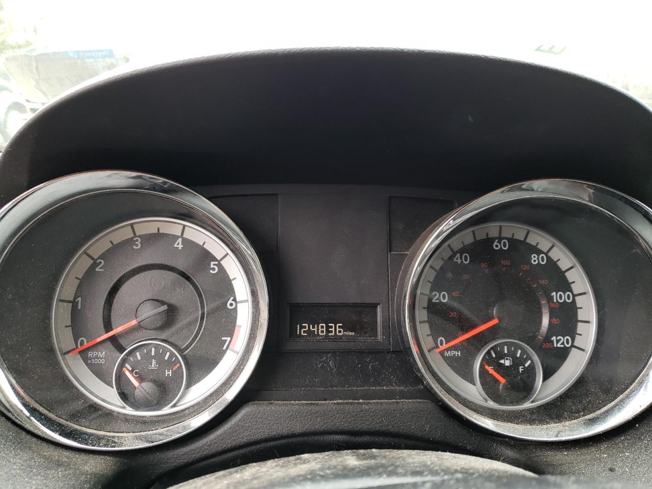 Photo 8 from auction – 2014 DODGE GRAND CARA with VIN 2C4RDGBG8ER170215
