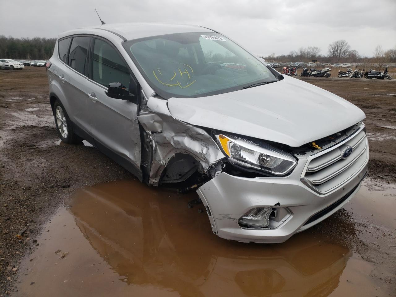 FORD ESCAPE SE 2019 with VIN 1FMCU0GDXKUC49438 - Photo from auction