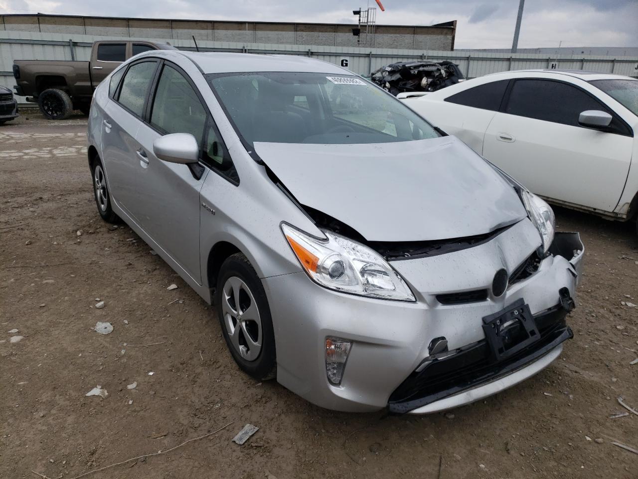 TOYOTA PRIUS 2015 z numerem VIN JTDKN3DU5F0430754 - Zdjęcie z aukcji