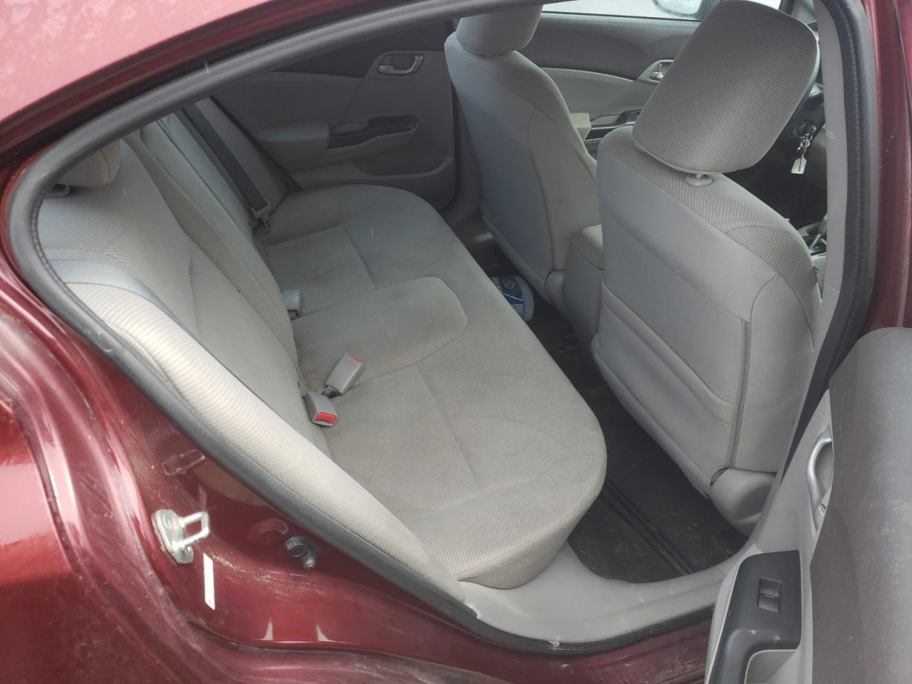 Photo 6 from auction – 2012 HONDA CIVIC LX with VIN 2HGFB2F40CH027808