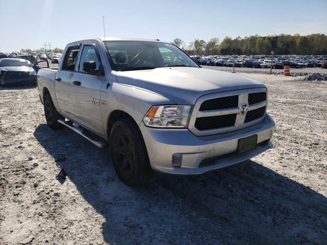 RAM 1500 ST 2018 with VIN 3C6RR6KT4JG269680 - Photo from auction
