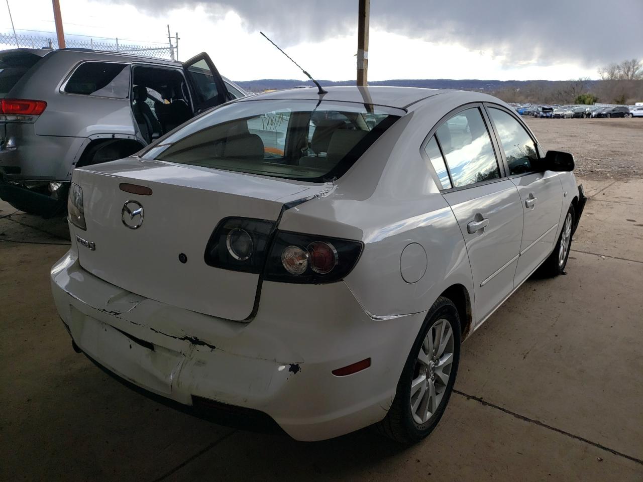 Photo 4 from auction – 2007 MAZDA 3 I with VIN JM1BK12G171749302