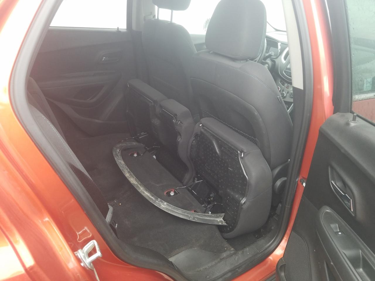 Photo 6 from auction – 2014 CHEVROLET TRAX 1LT with VIN 3GNCJLEB4EL148109