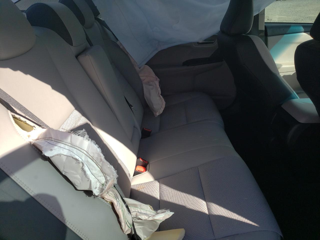Photo 6 from auction – 2016 TOYOTA CAMRY with VIN 4T1BF1FK0GU240573