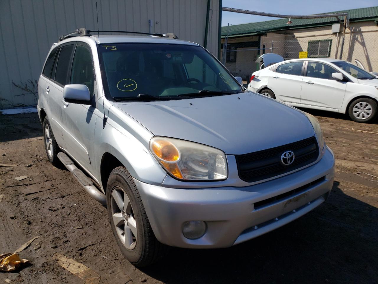 TOYOTA RAV4 2004 z numerem VIN JTEGD20V340028094 - Zdjęcie z aukcji