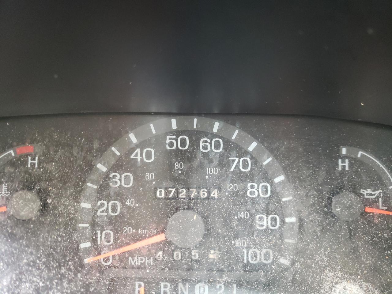 Photo 8 from auction – 2002 FORD ECONOLINE with VIN 1FDWE35F32HA24884