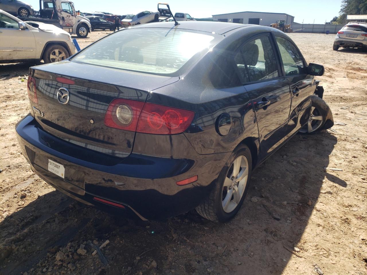 Photo 4 from auction – 2006 MAZDA 3 I with VIN JM1BK32F261471754