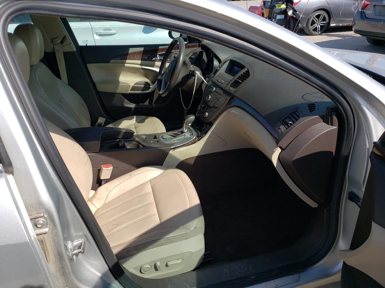 Photo 5 from auction – 2012 BUICK REGAL PREM with VIN 2G4GS5EK3C9144843