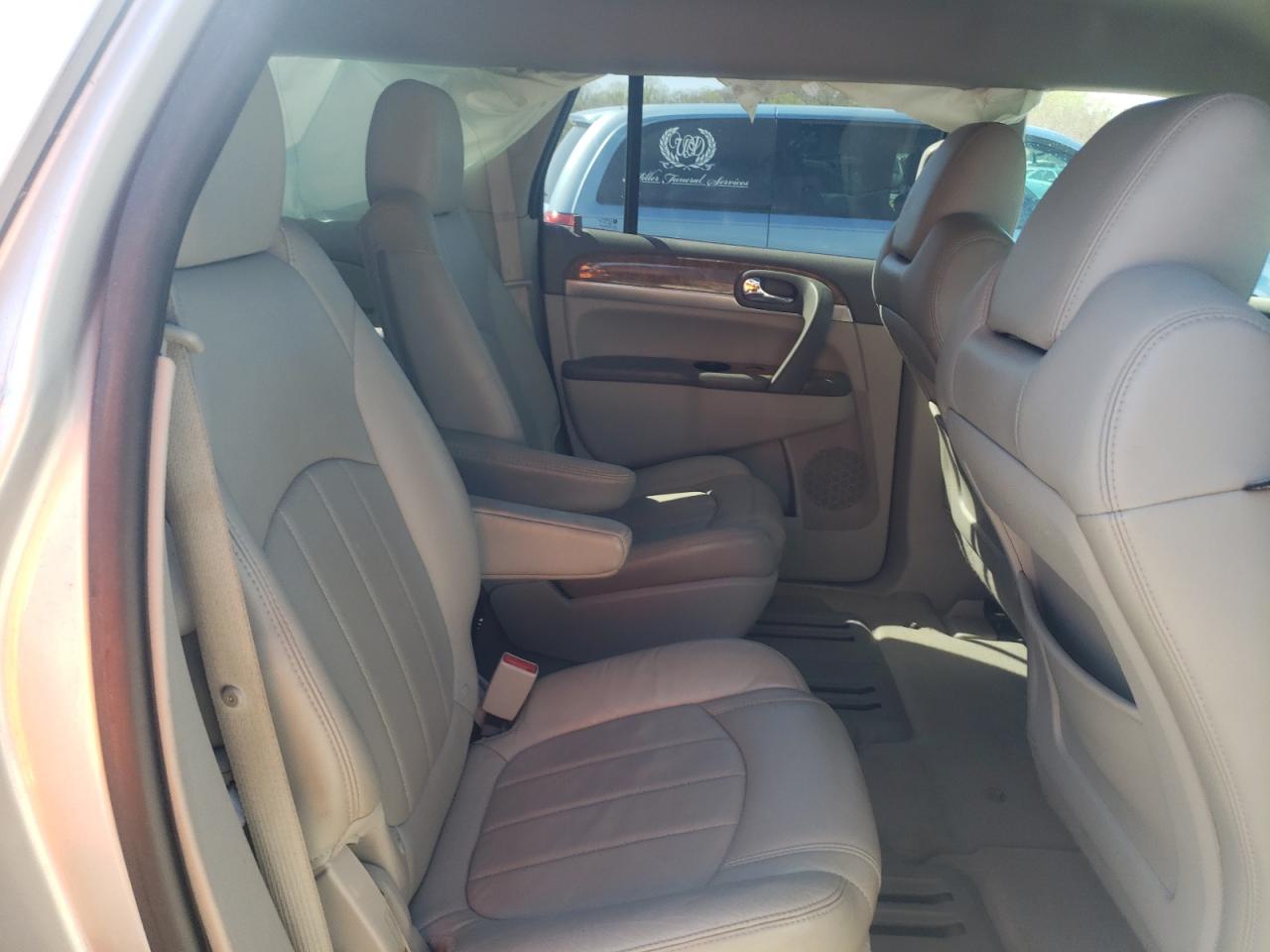 Photo 6 from auction – 2011 BUICK ENCLAVE CX with VIN 5GAKRBED8BJ324981