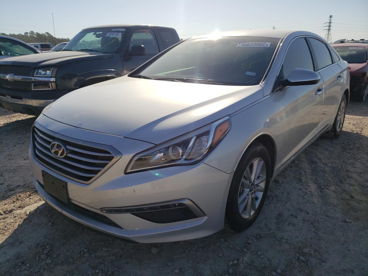 Photo 2 from auction – 2015 HYUNDAI SONATA SE with VIN 5NPE24AF4FH050440