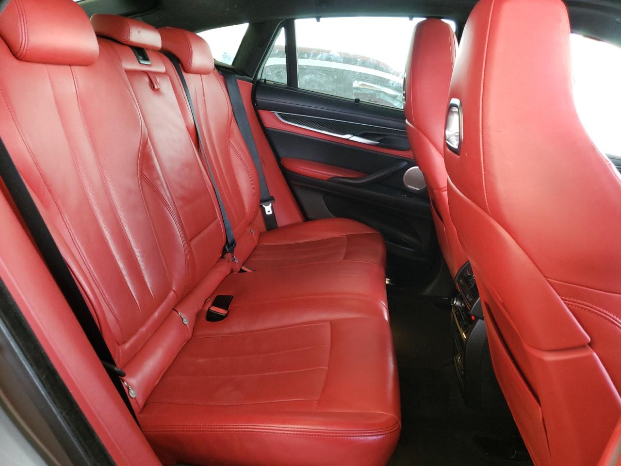 Photo 6 from auction – 2015 BMW X6 M with VIN 5YMKW8C57F0R42852