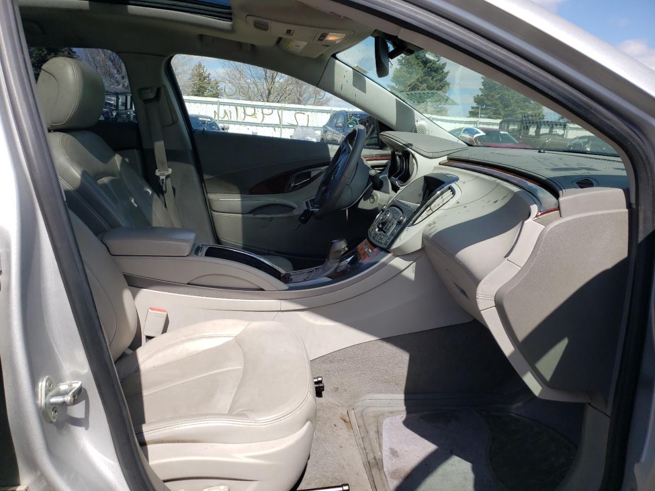 Photo 5 from auction – 2010 BUICK LACROSSE C with VIN 1G4GC5EG7AF139917