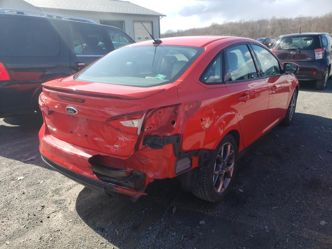Photo 4 from auction – 2014 FORD FOCUS SE with VIN 1FADP3F20EL226963