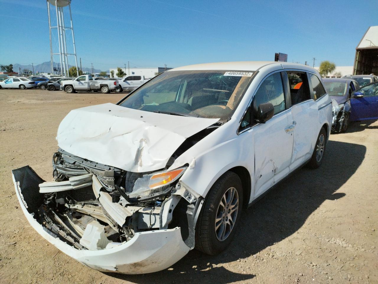Photo 2 from auction – 2011 HONDA ODYSSEY EX with VIN 5FNRL5H44BB067787