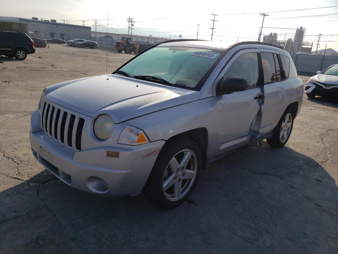 Photo 2 from auction – 2007 JEEP COMPASS LI with VIN 1J8FT57W67D132149